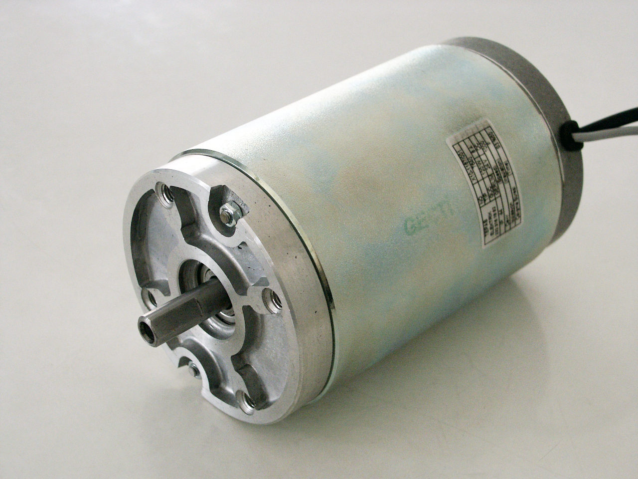 Permanent Magnet DC Motor with encoder (Type 7640)