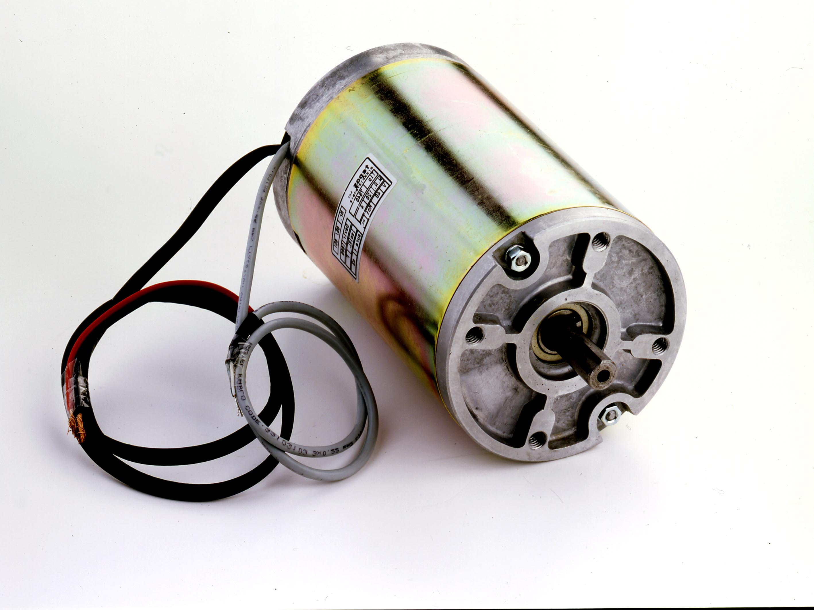 TYPE 76 PM DC MOTORS (76XX)