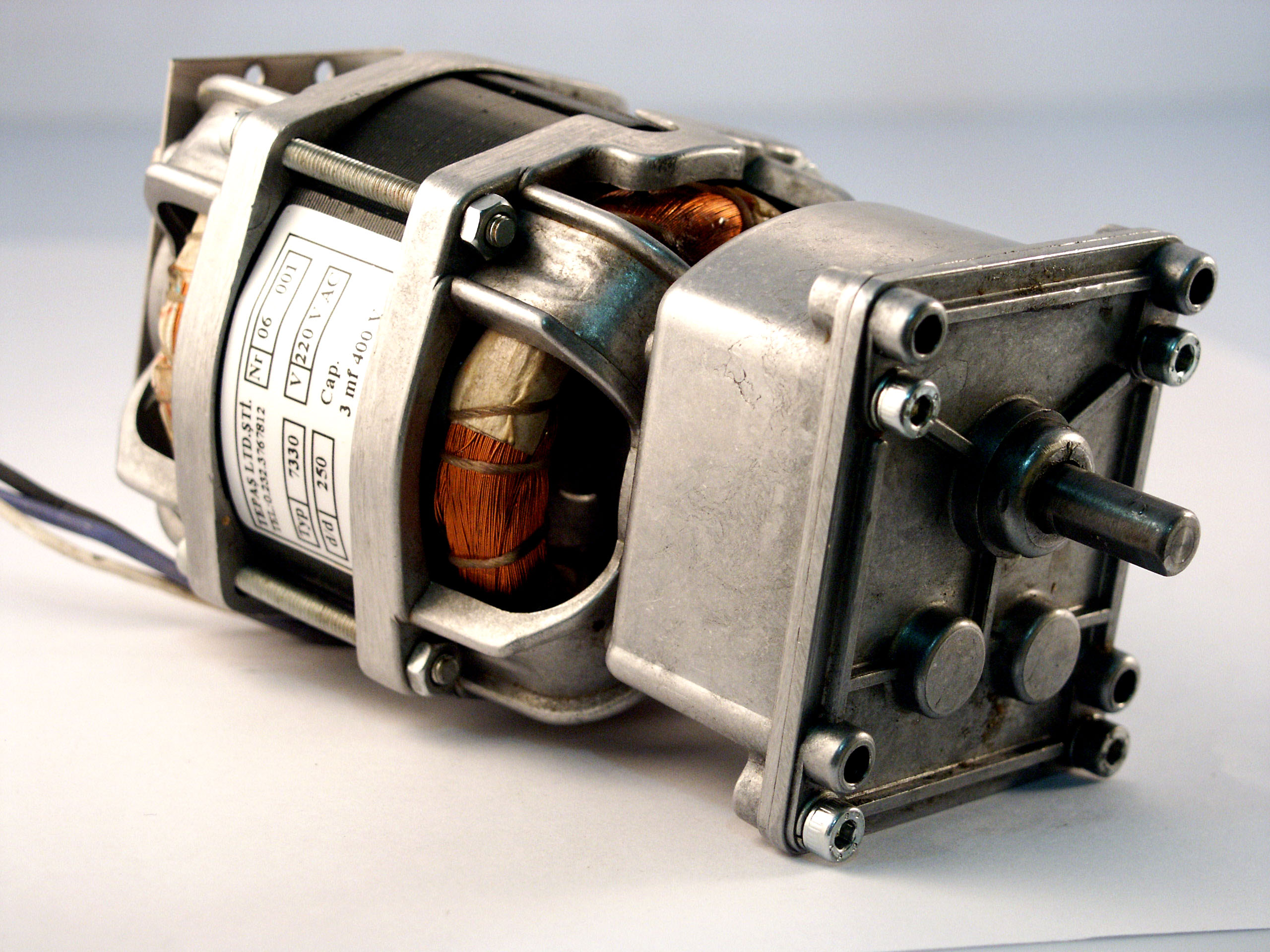 Vibrating Mixer Motor (Type 7330 R)
